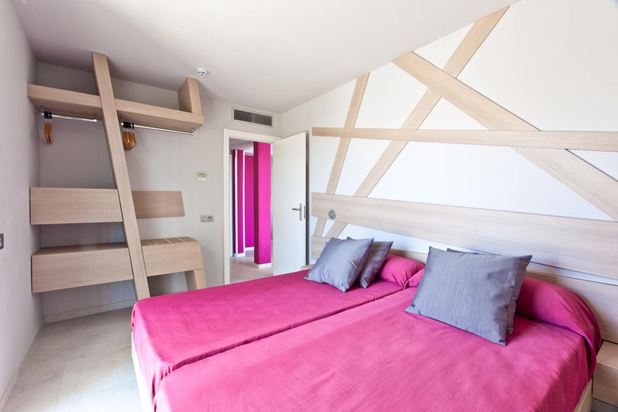 Ryans Ibiza Apartments - Only Adults חדר תמונה