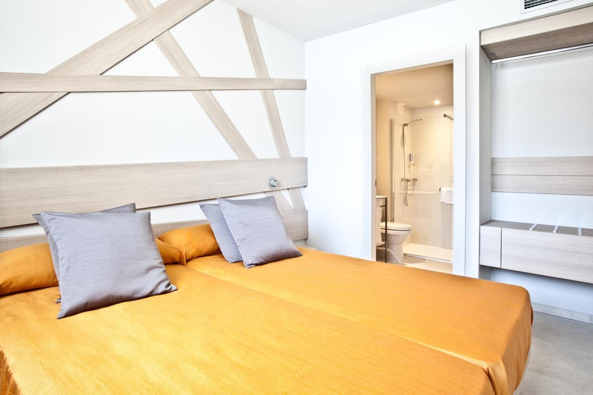 Ryans Ibiza Apartments - Only Adults חדר תמונה