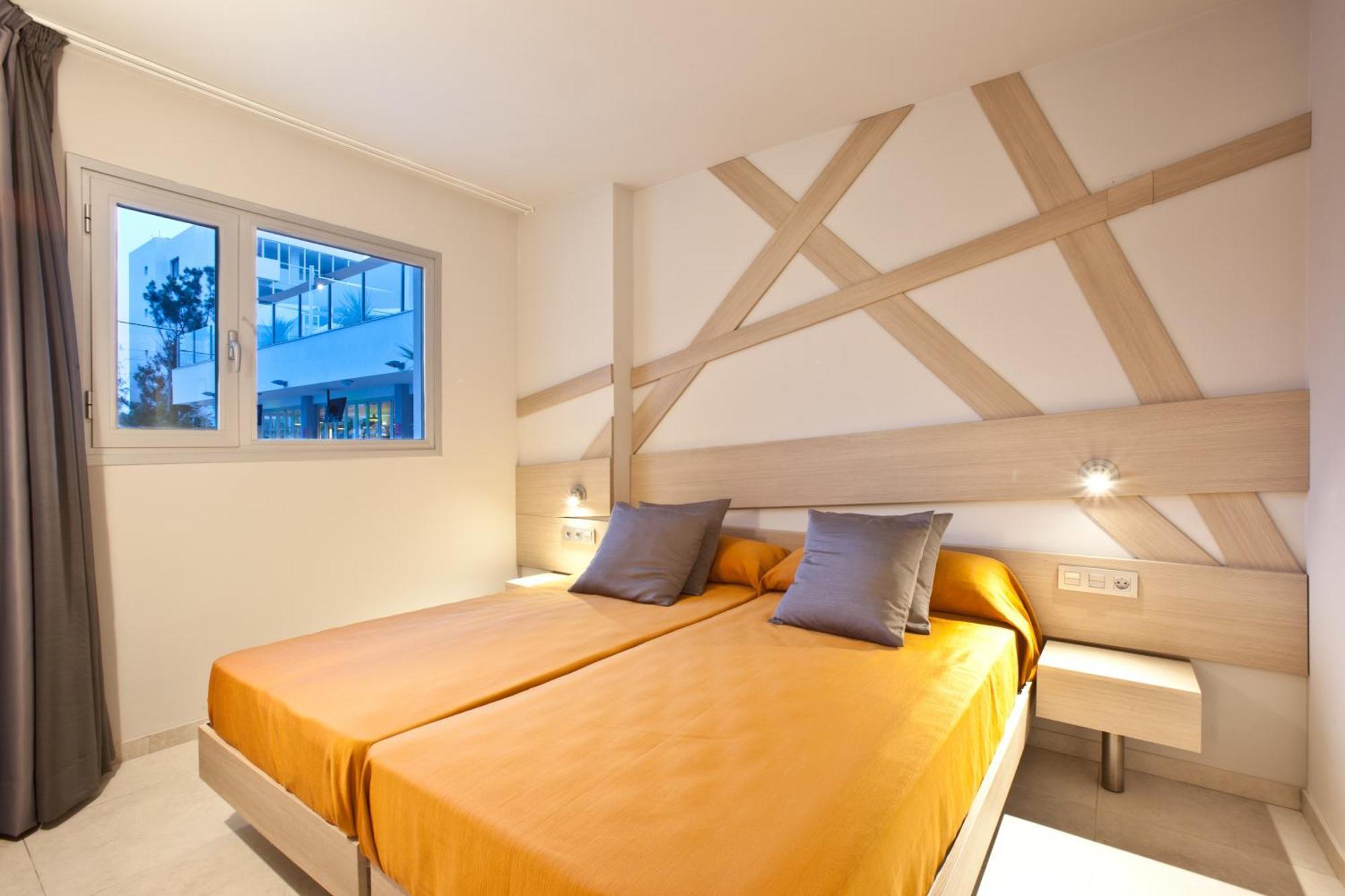 Ryans Ibiza Apartments - Only Adults חדר תמונה