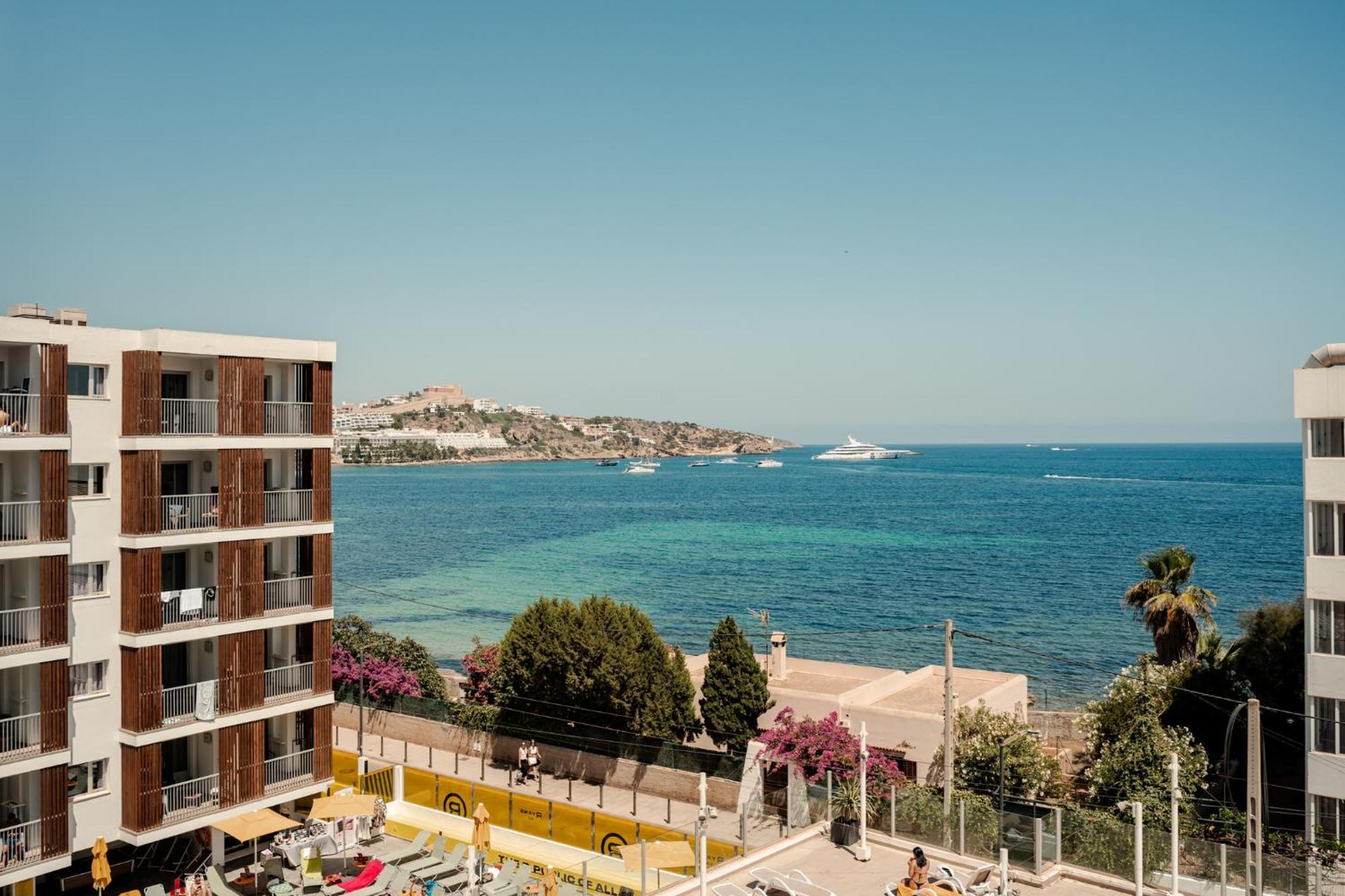 Ryans Ibiza Apartments - Only Adults מראה חיצוני תמונה