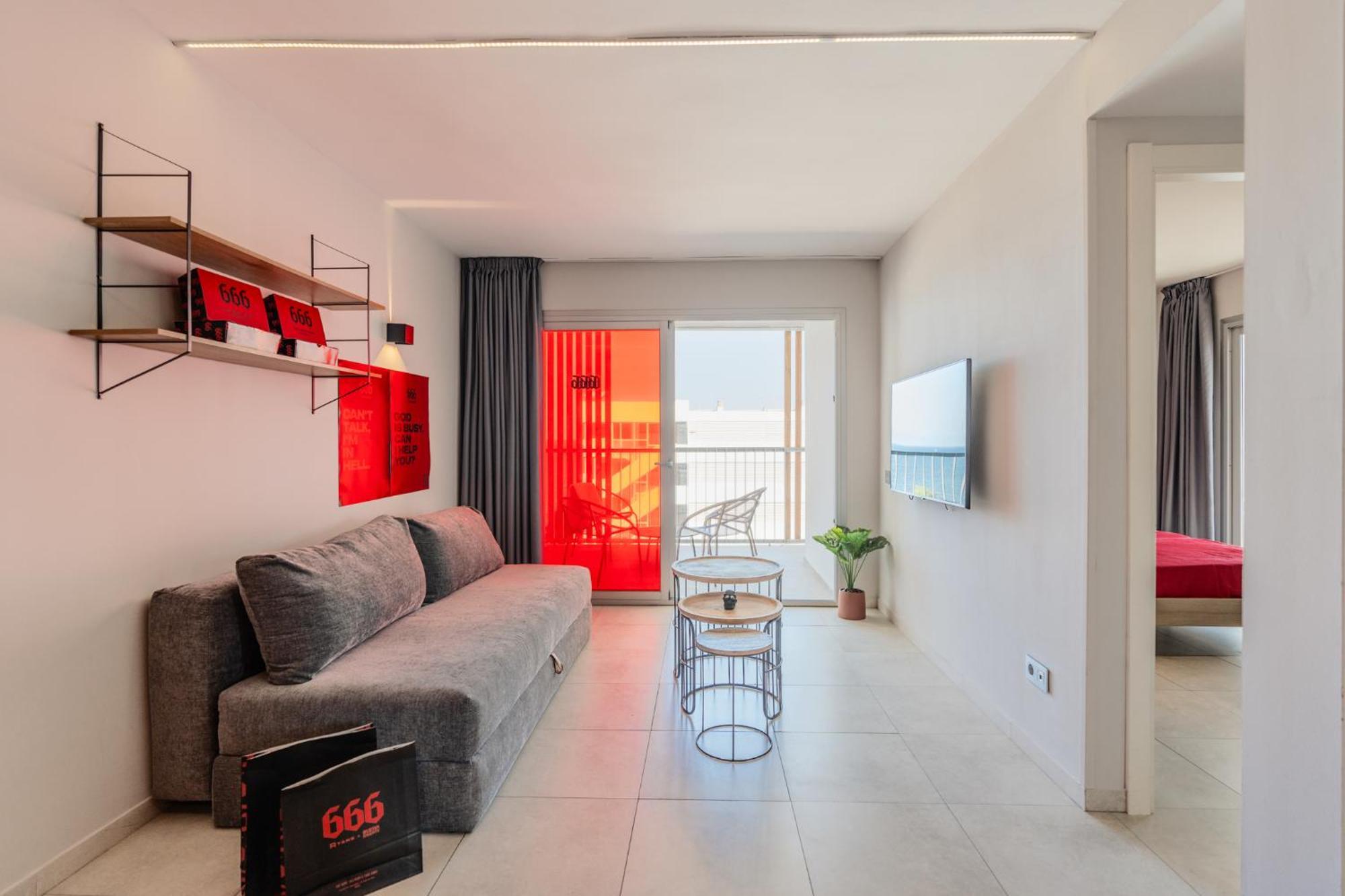 Ryans Ibiza Apartments - Only Adults מראה חיצוני תמונה