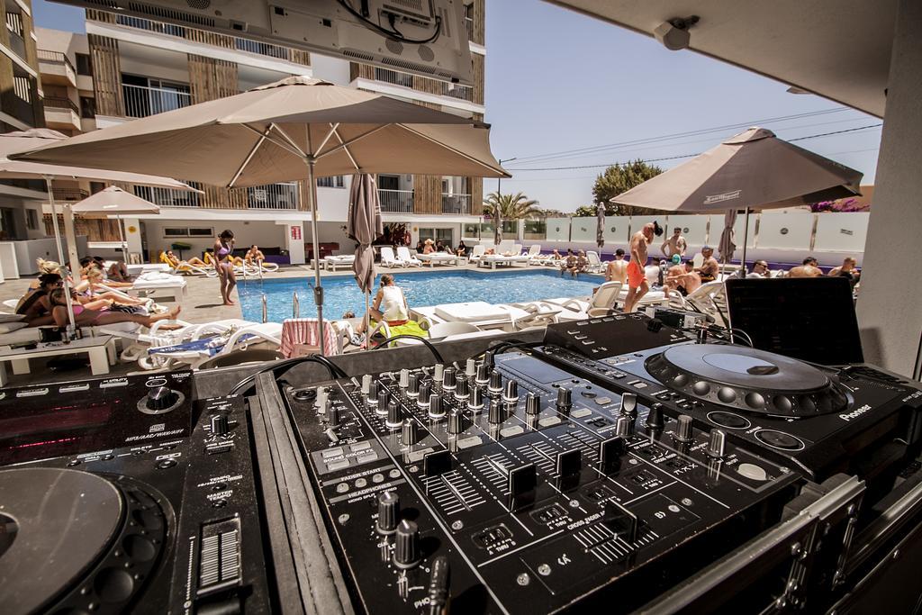 Ryans Ibiza Apartments - Only Adults מראה חיצוני תמונה