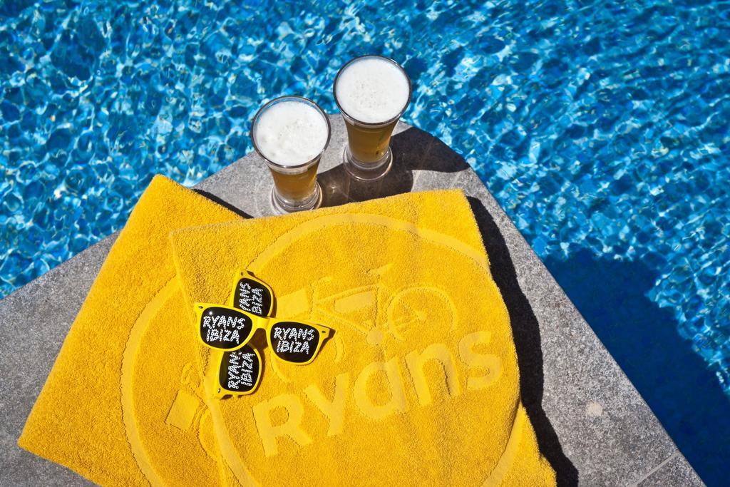 Ryans Ibiza Apartments - Only Adults מראה חיצוני תמונה